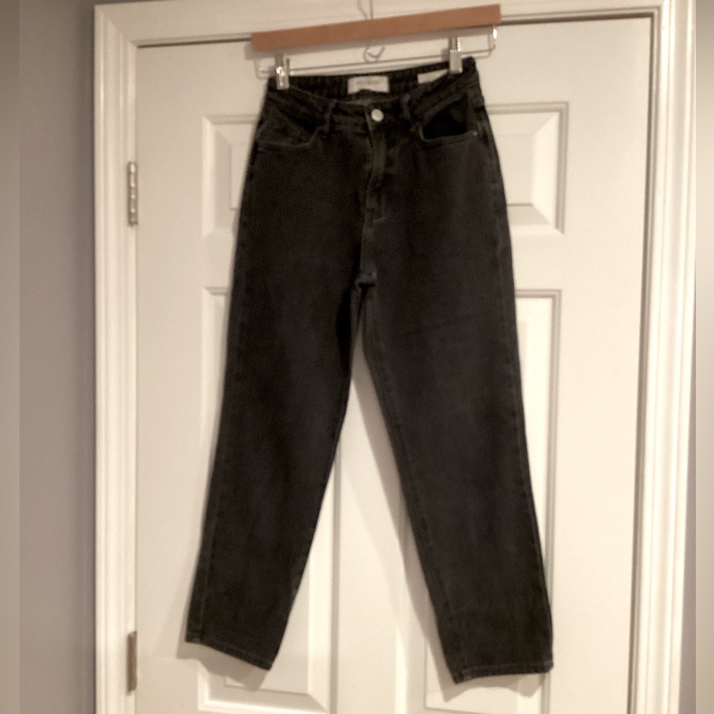 PacSun Straight Leg Mom Jeans 24